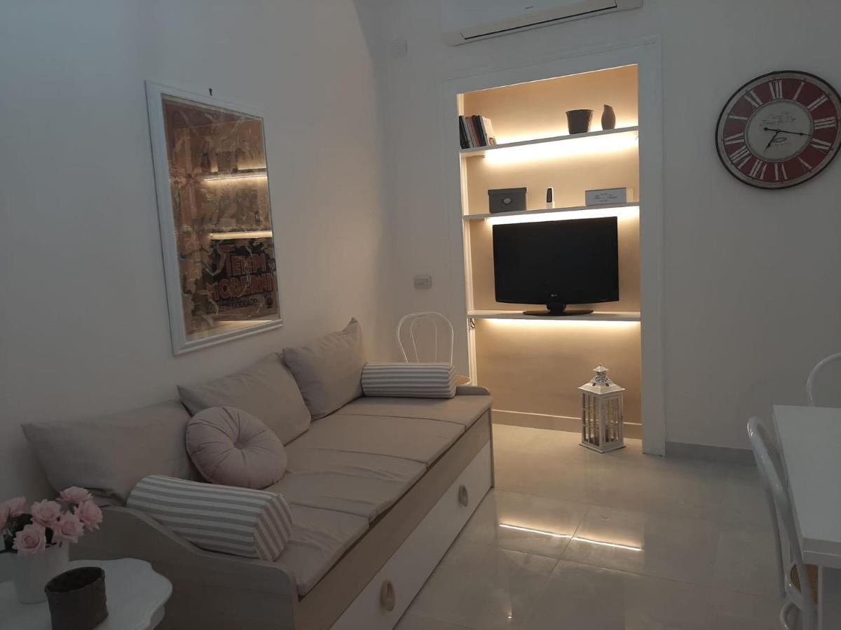 La Vie En Rose - Casa Vacanze Diamante Eksteriør billede